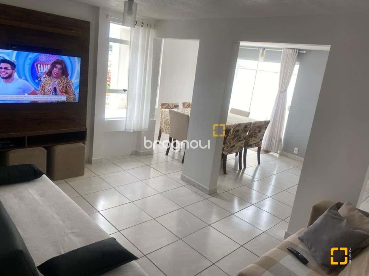Brognoli Vende - Cobertura com 2 dormitórios em Canasveirias — foto principal