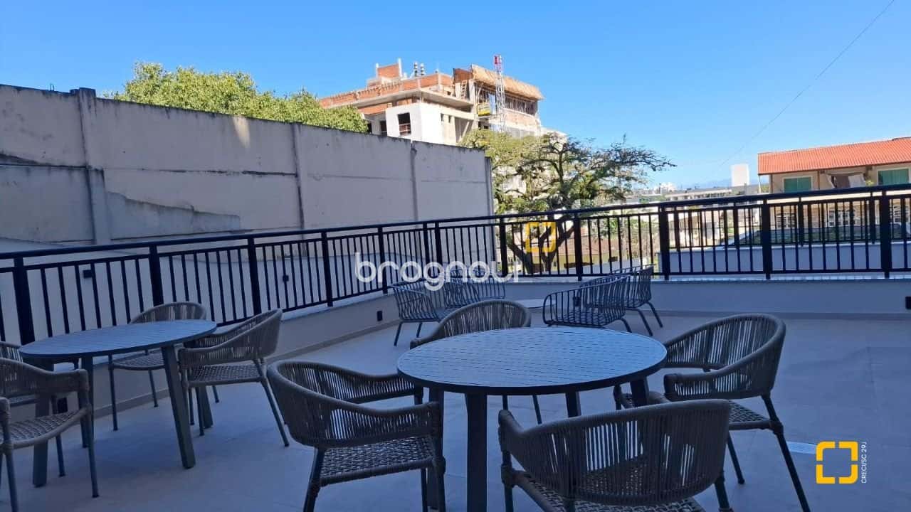 Apartamento 3 Dormitórios com Suíte - Condomínio Clube no Bairro Monte Verde — foto principal