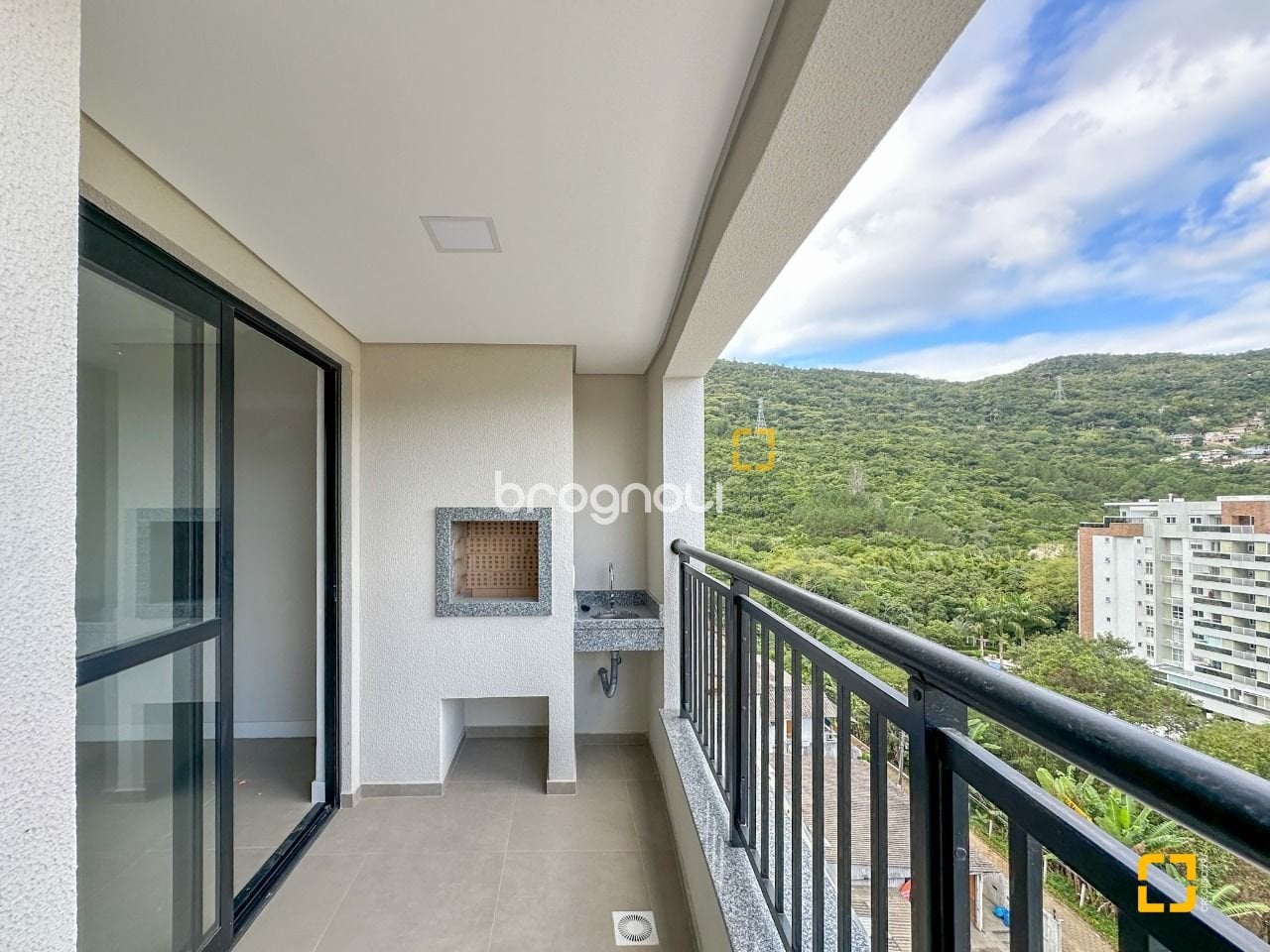 Apartamento à venda em Saco Grande, Florianópolis/SC — foto principal