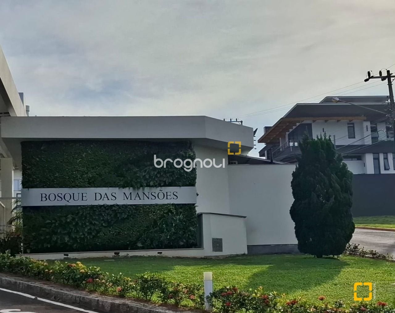 Terreno à venda em Kobrasol, São José/SC — foto principal