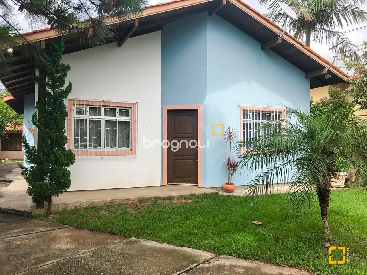 Casa à venda em Campeche, Florianópolis/SC — foto principal