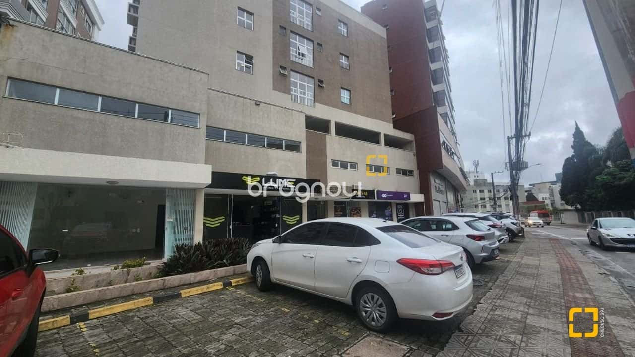 Loja comercial com 90 m² privativos na Lauro Linhares — foto principal