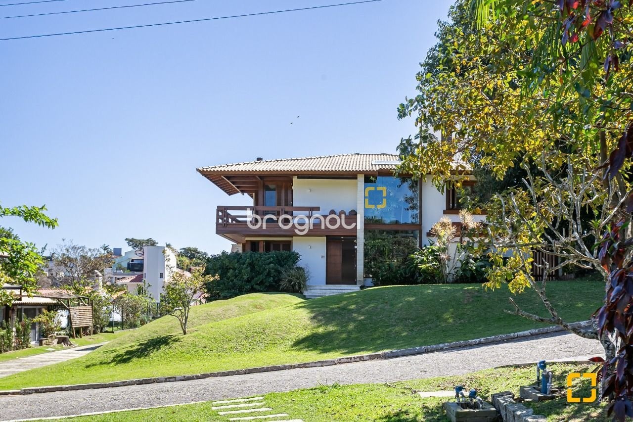 Casa em Condomínio à venda em Cacupé, Florianópolis/SC — foto principal