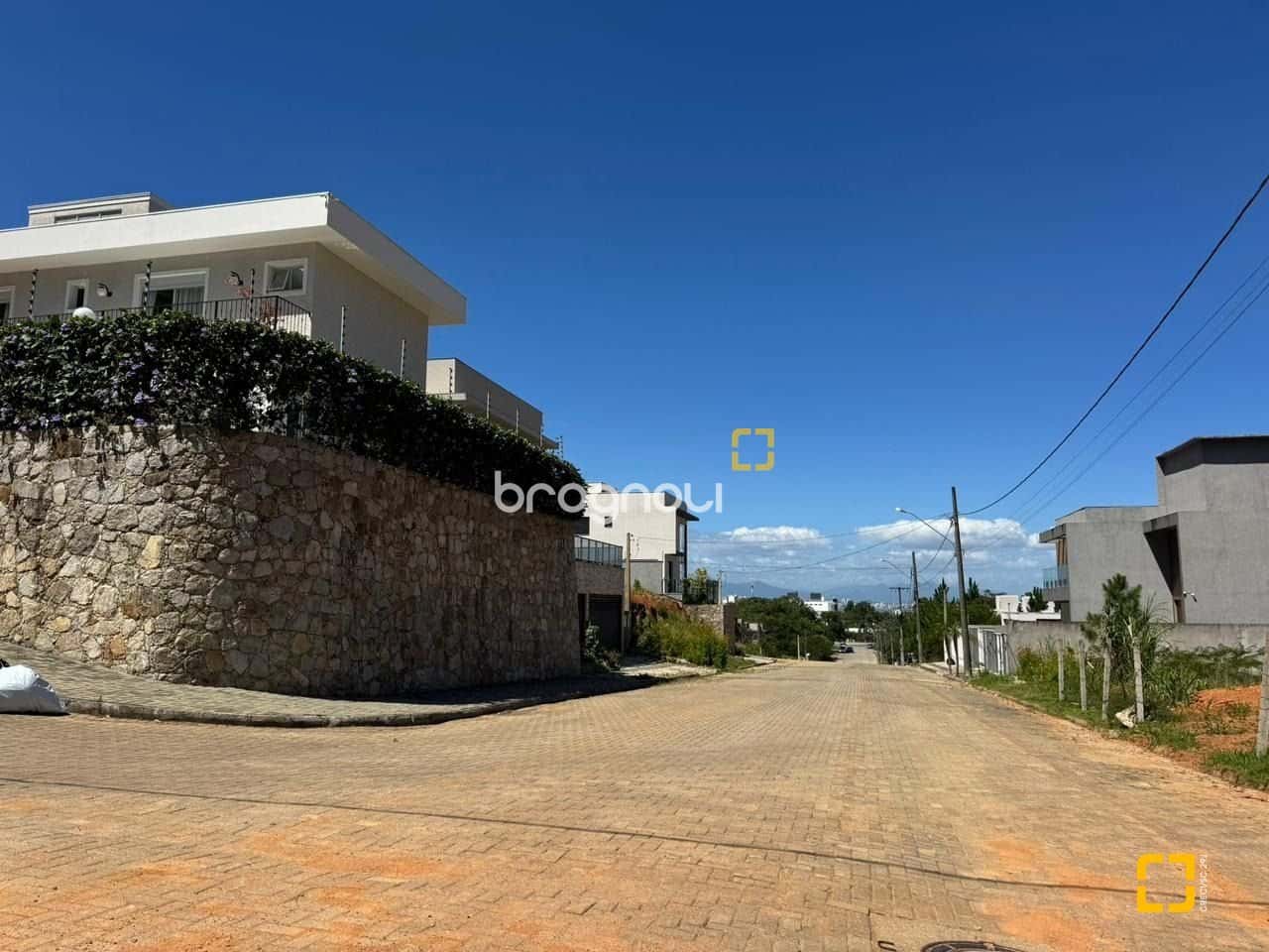 Terreno à venda, 450 m² em Saco Grande - Florianópolis - SC — foto principal