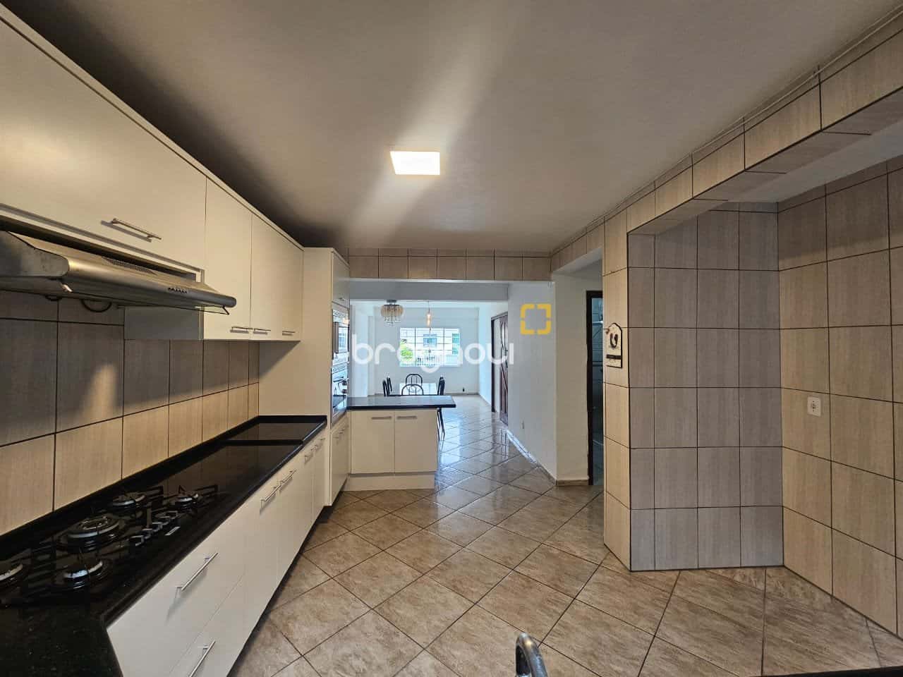 Casa para venda bairro Barreiros na Cidade de São Jose - SC — foto principal