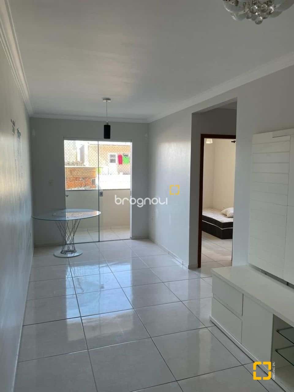 BROGNOLI VENDE- Apartamento com 02 dormitórios. — foto principal