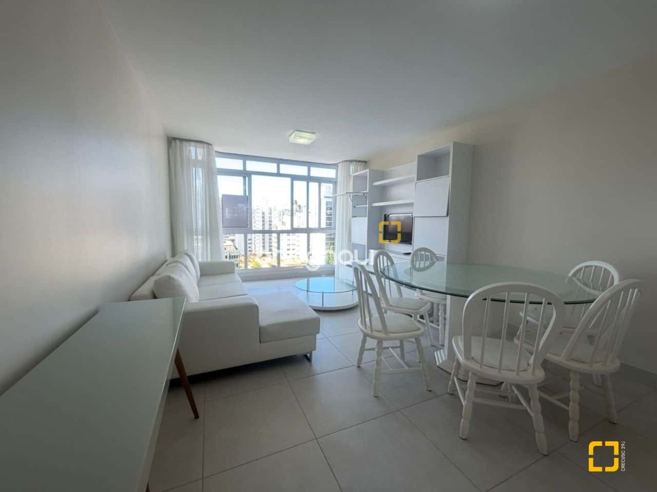Apartamento à venda no Centro de Florianópolis com 3 dorm (1 suite) + vaga + HB — foto principal