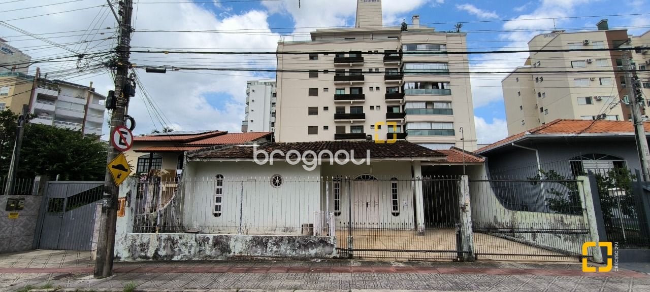 Casa à venda em Balneário, Florianópolis/SC — foto principal