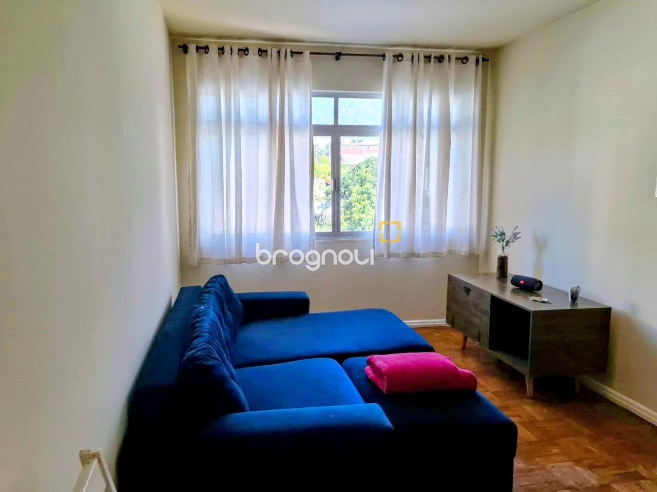 Apartamento à venda em Coqueiros, Florianópolis/SC — foto principal