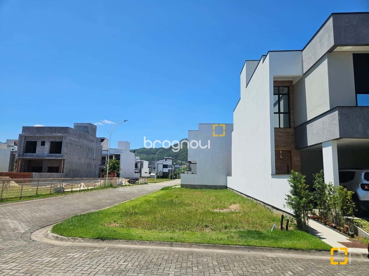 Terreno para venda no Bairro Beira Rio (Delta Ville) na Cidade de Biguaçu - SC — foto principal