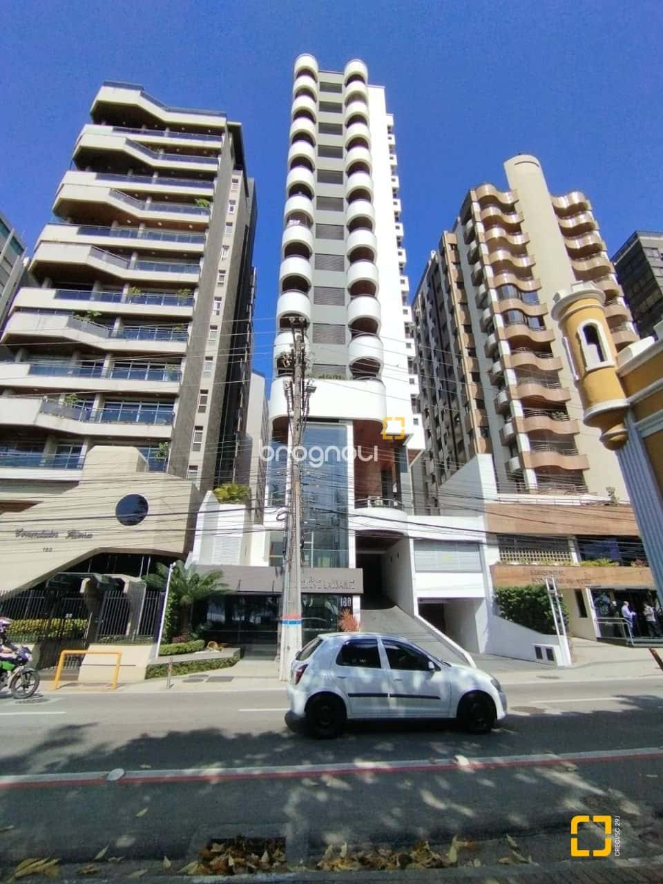 Apartamento mobiliado | 1 dorm | 1 vaga | Prox ao Shopping — foto principal