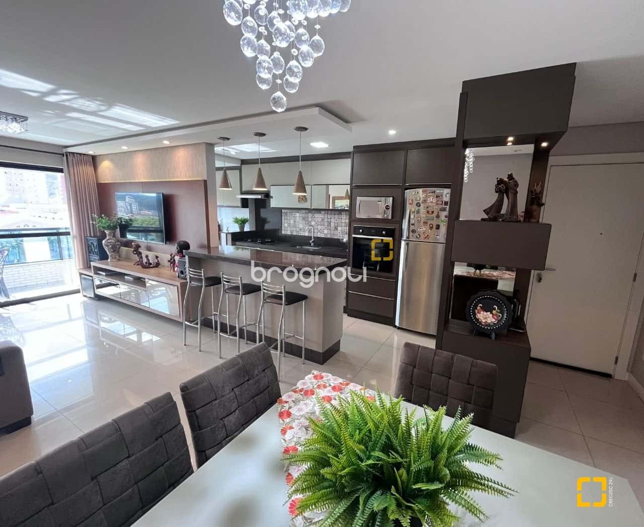 Apartamento à venda 3 dormitórios no bairro Kobrasol, São José SC. — foto principal