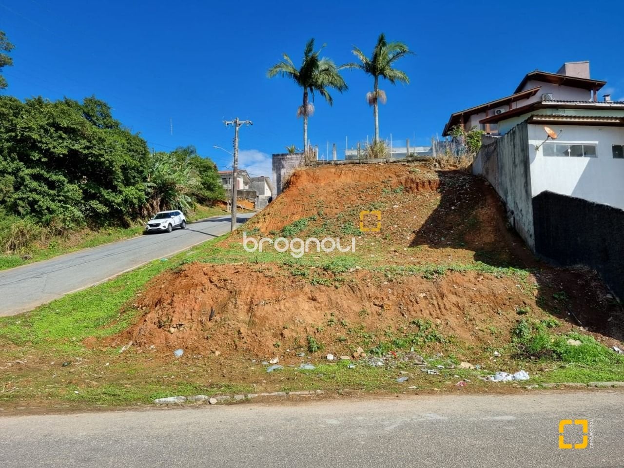 Terreno à venda em Serraria, São José/SC — foto principal