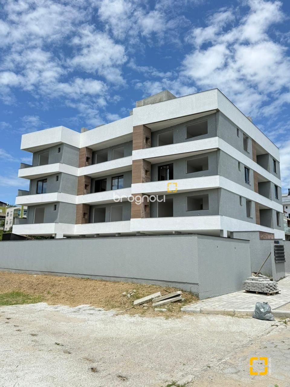 Apartamento à venda em Santinho, Florianópolis/SC — foto principal