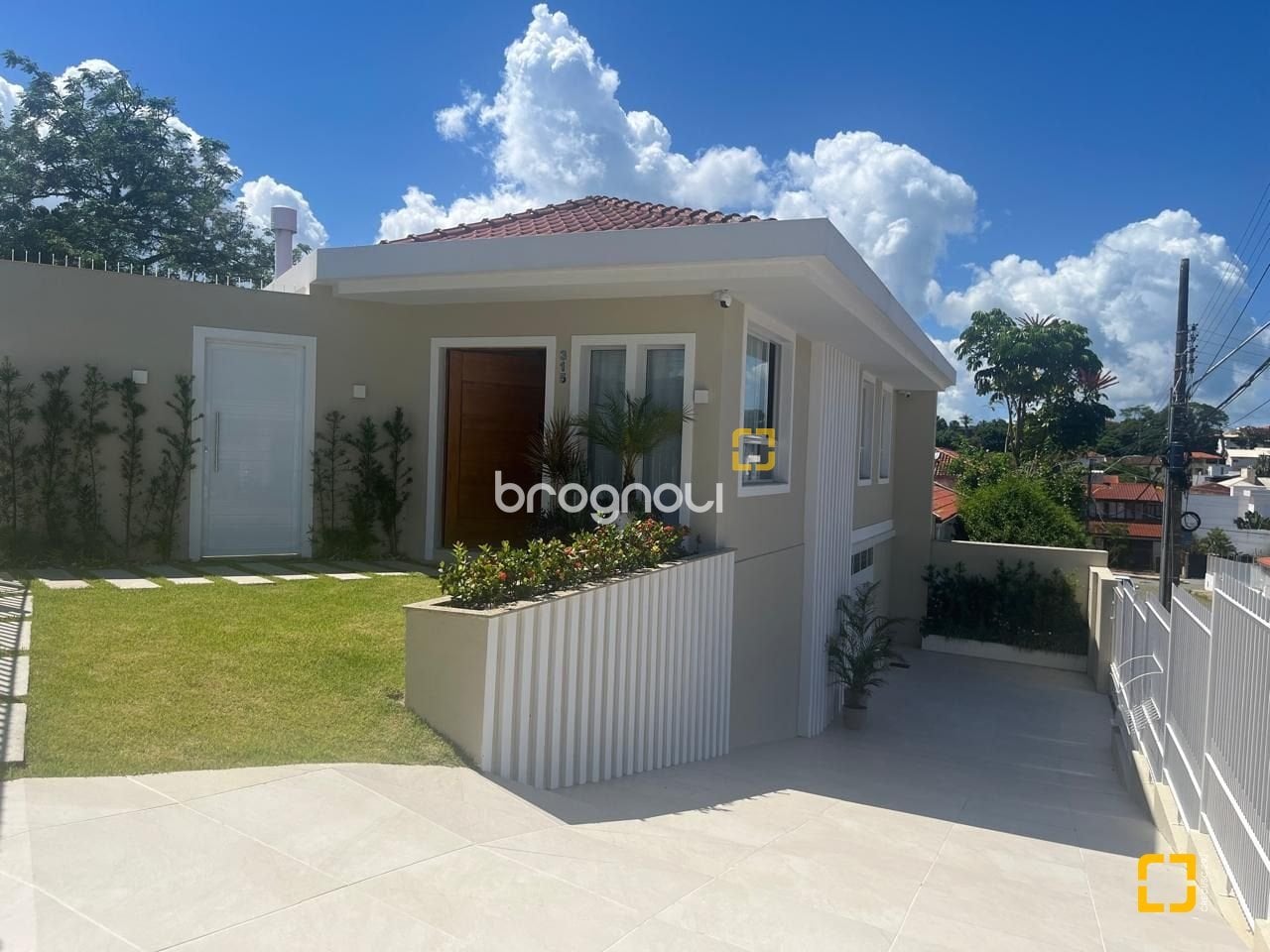 Casa à venda em Bom Abrigo, Florianópolis/SC — foto principal