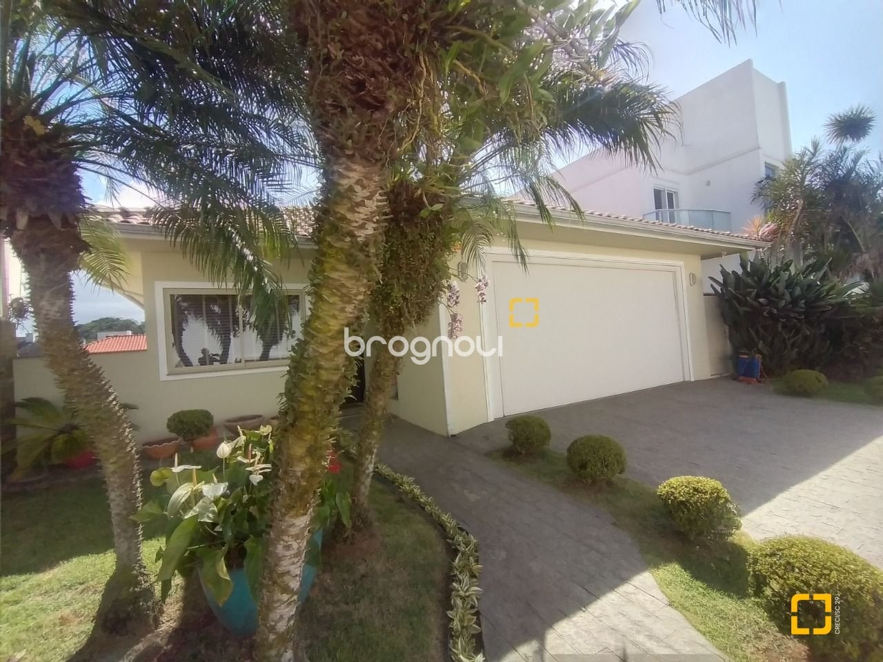 Casa à venda em Coqueiros, Florianópolis/SC — foto principal