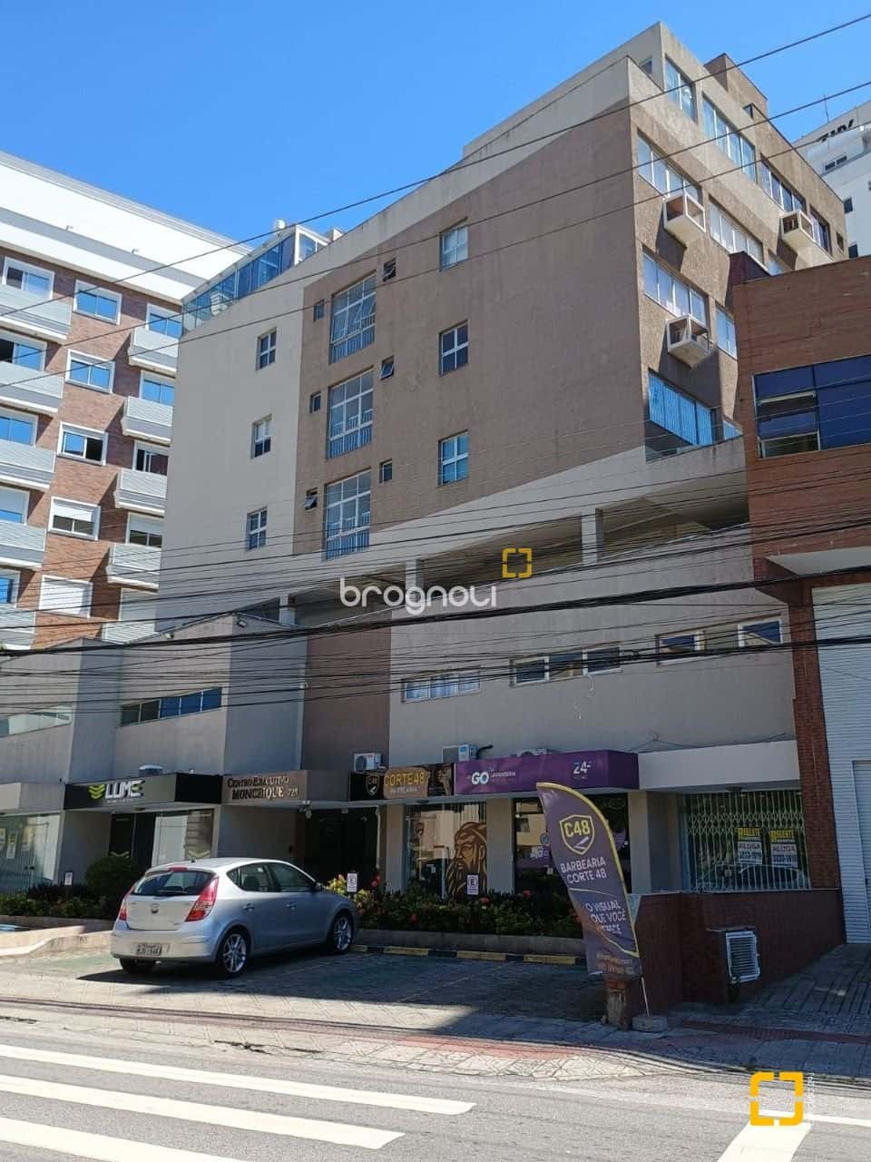 Sala Comercial a venda na Trindade em Florianópolis - SC — foto principal