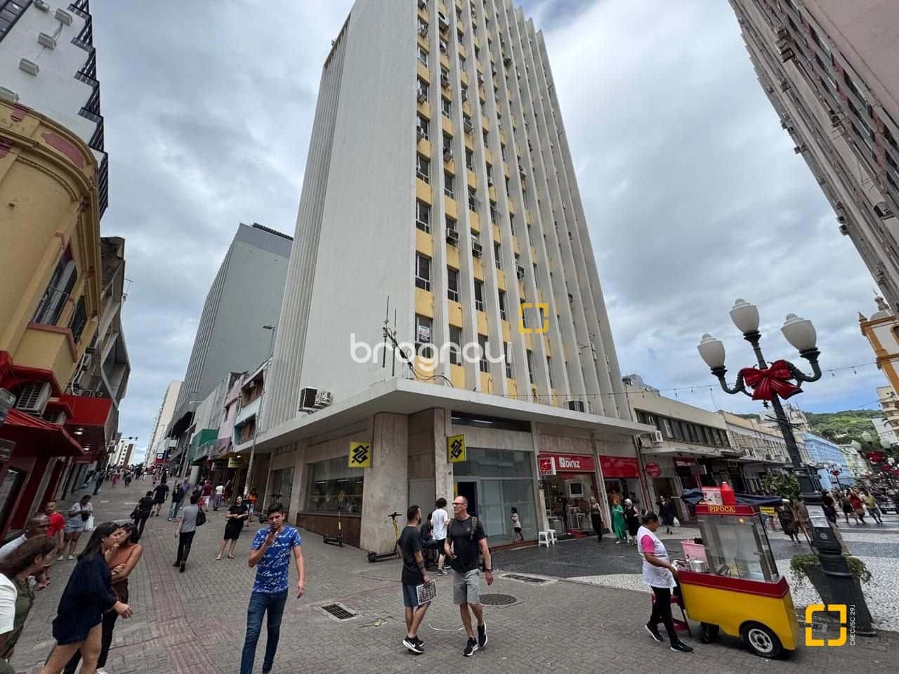 Sala Comercial a venda no Centro de Florianópolis/SC — foto principal