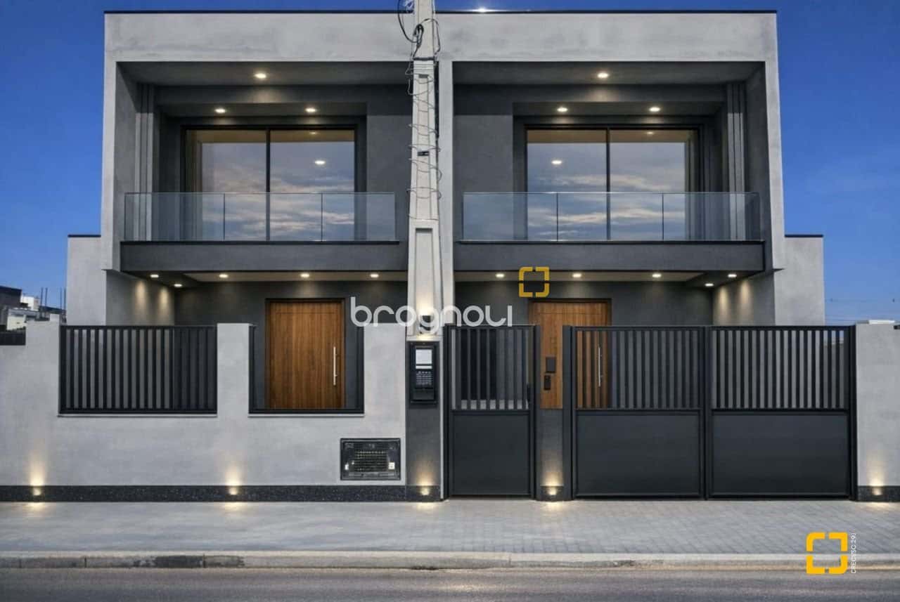 Casa para comprar com 161 m², 3 Quartos sendo 1 suite e 2 vagas no Sertão Do Maruim São José SC — foto principal