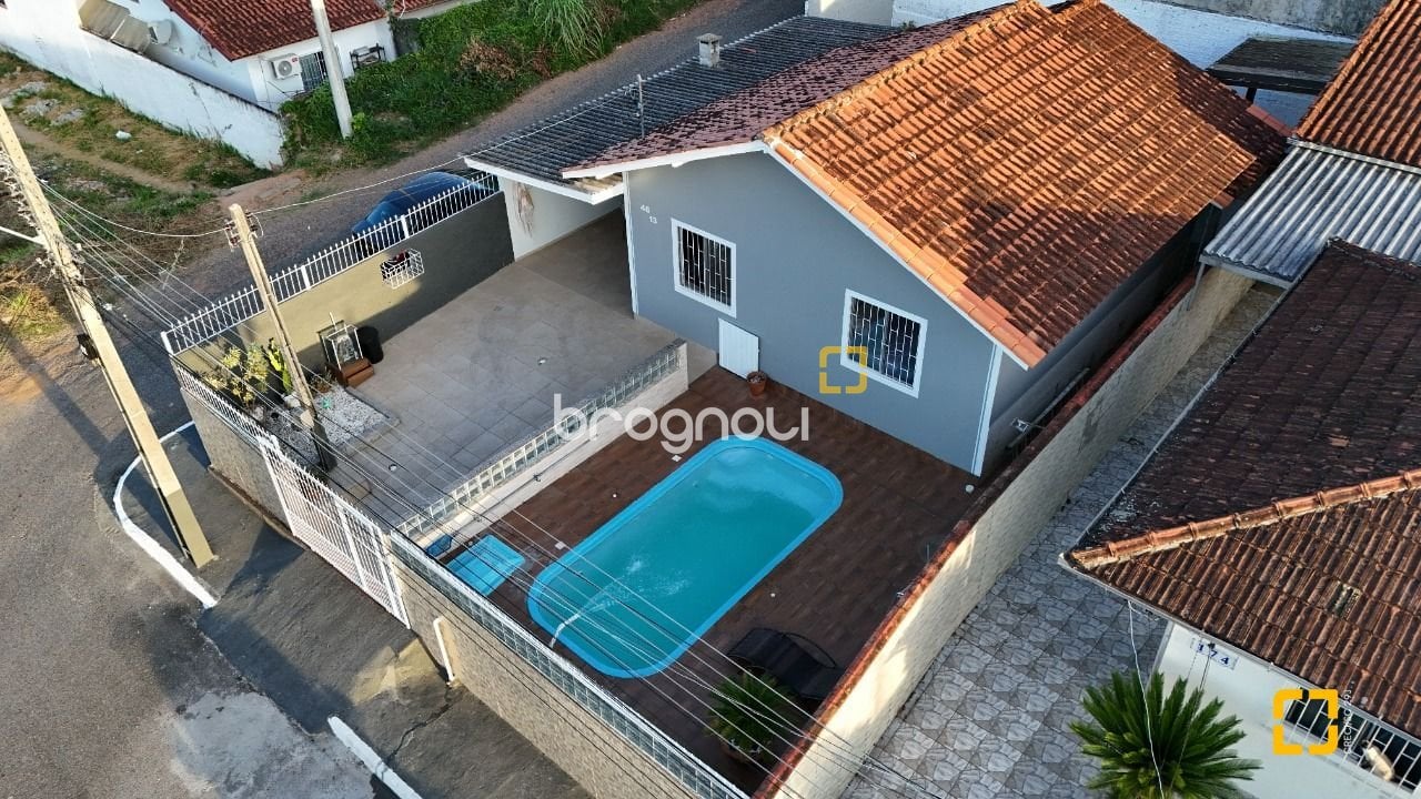 Casa à venda em Forquilhas, São José/SC — foto principal
