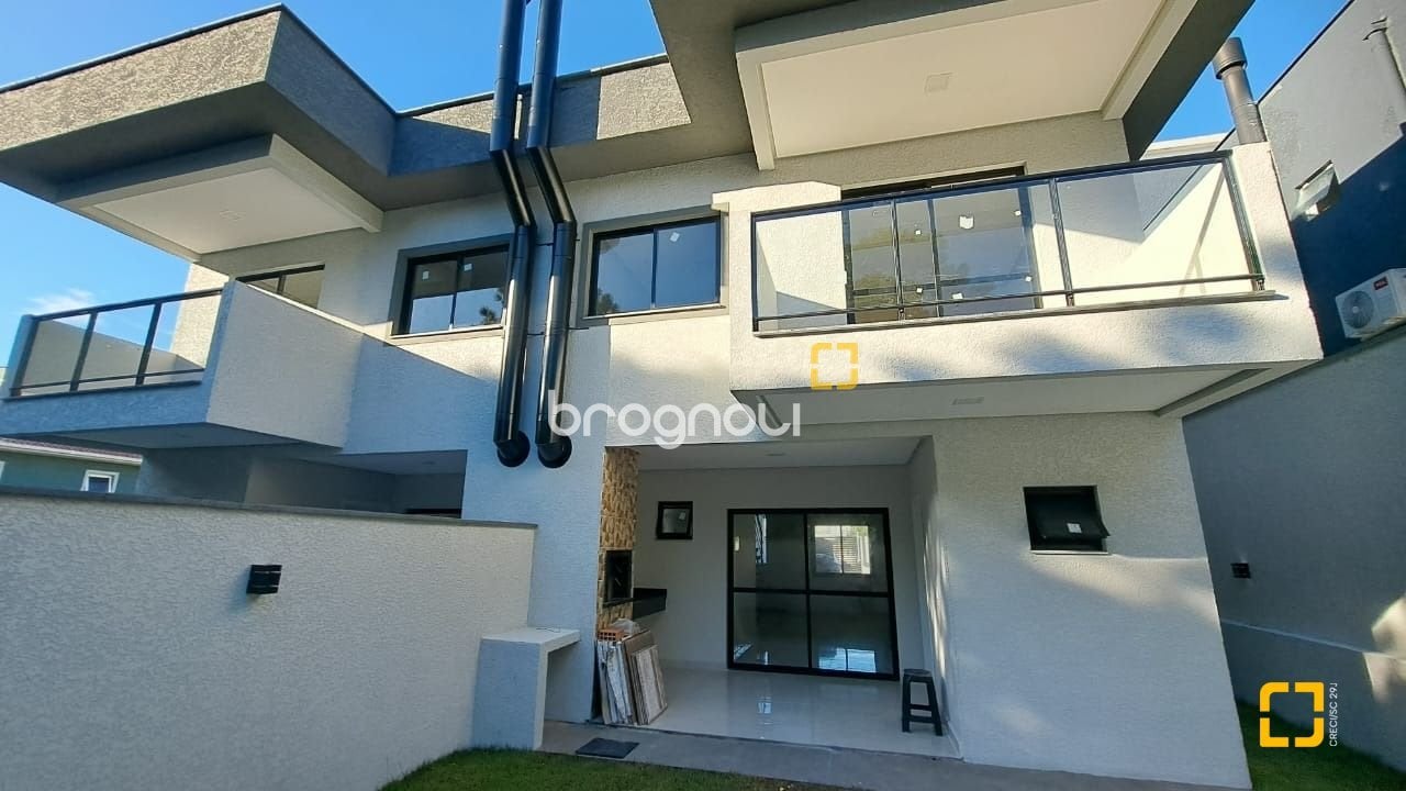 Casa à venda em Ingleses, Florianópolis/SC — foto principal