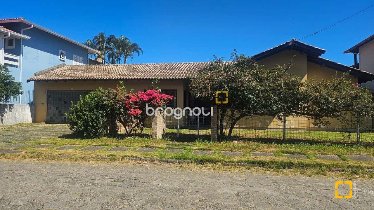 Casa à venda com 4 dormitórios no Bairro Jardim Anchieta — foto principal