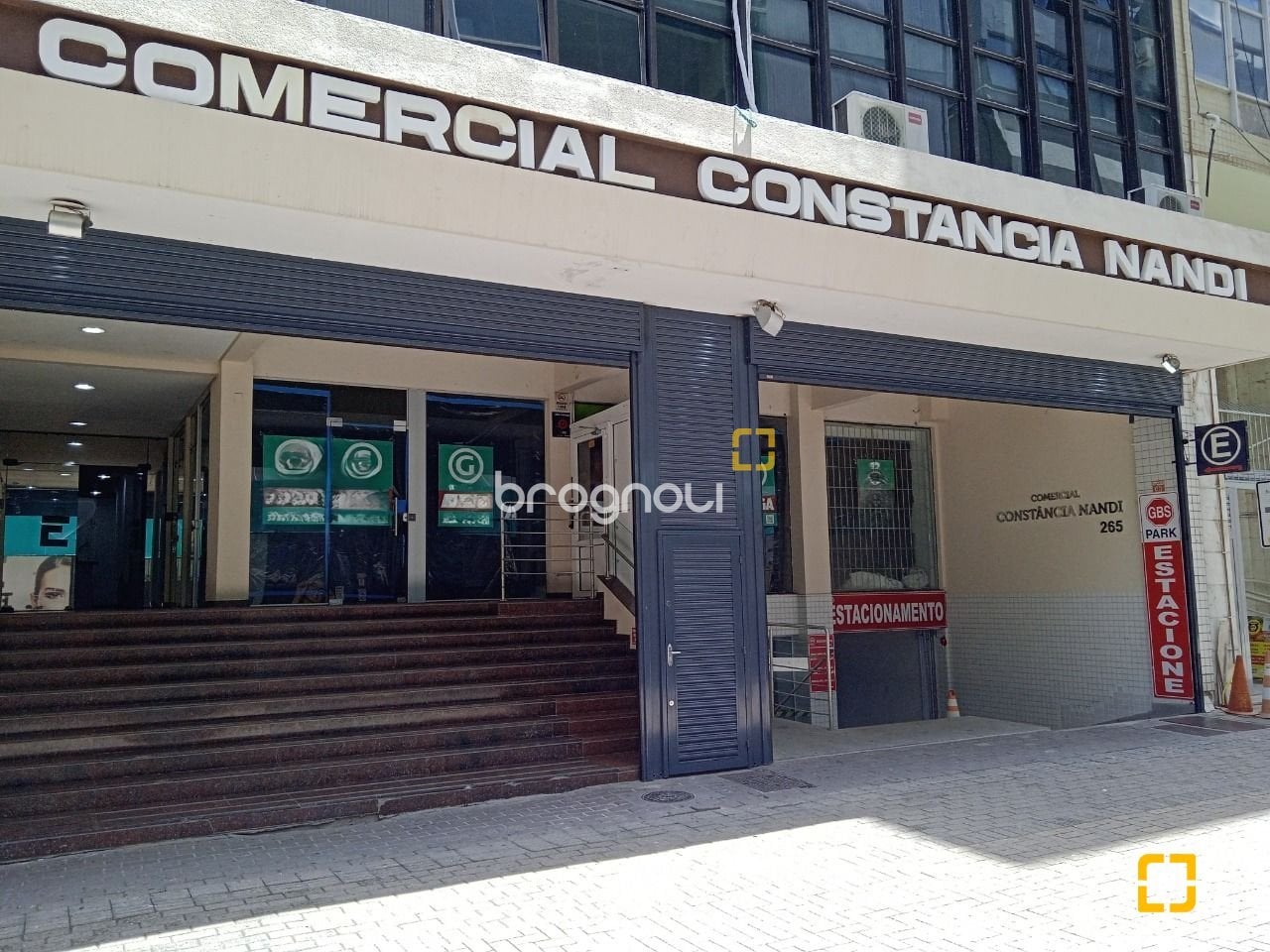 Sala Comercial à venda em Centro, Florianópolis/SC — foto principal