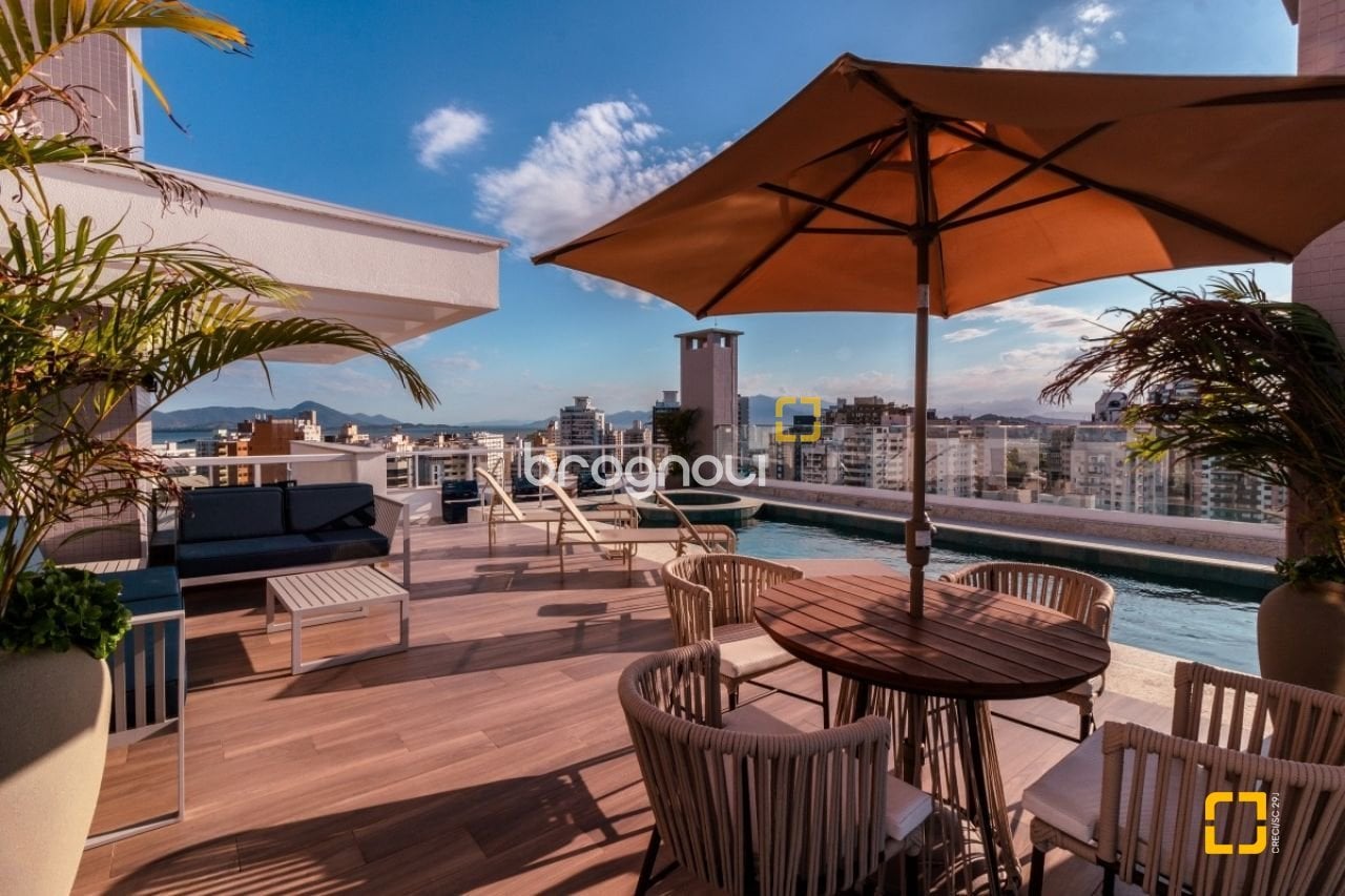 Apartamento à venda em Centro, Florianópolis/SC — foto principal