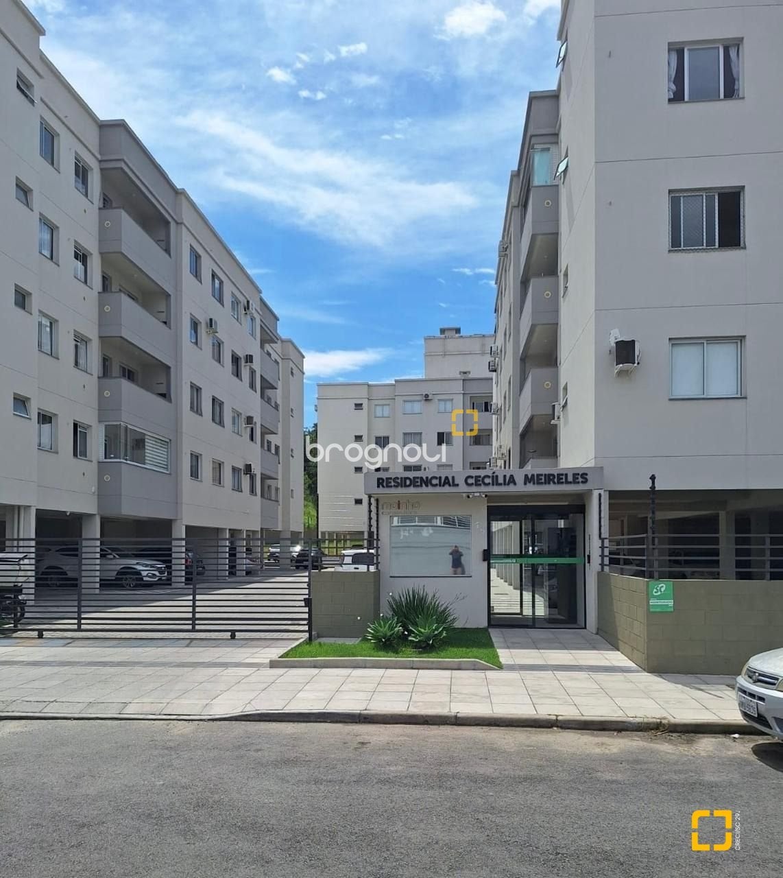 Apartamento à venda em Forquilhas, São José/SC — foto principal