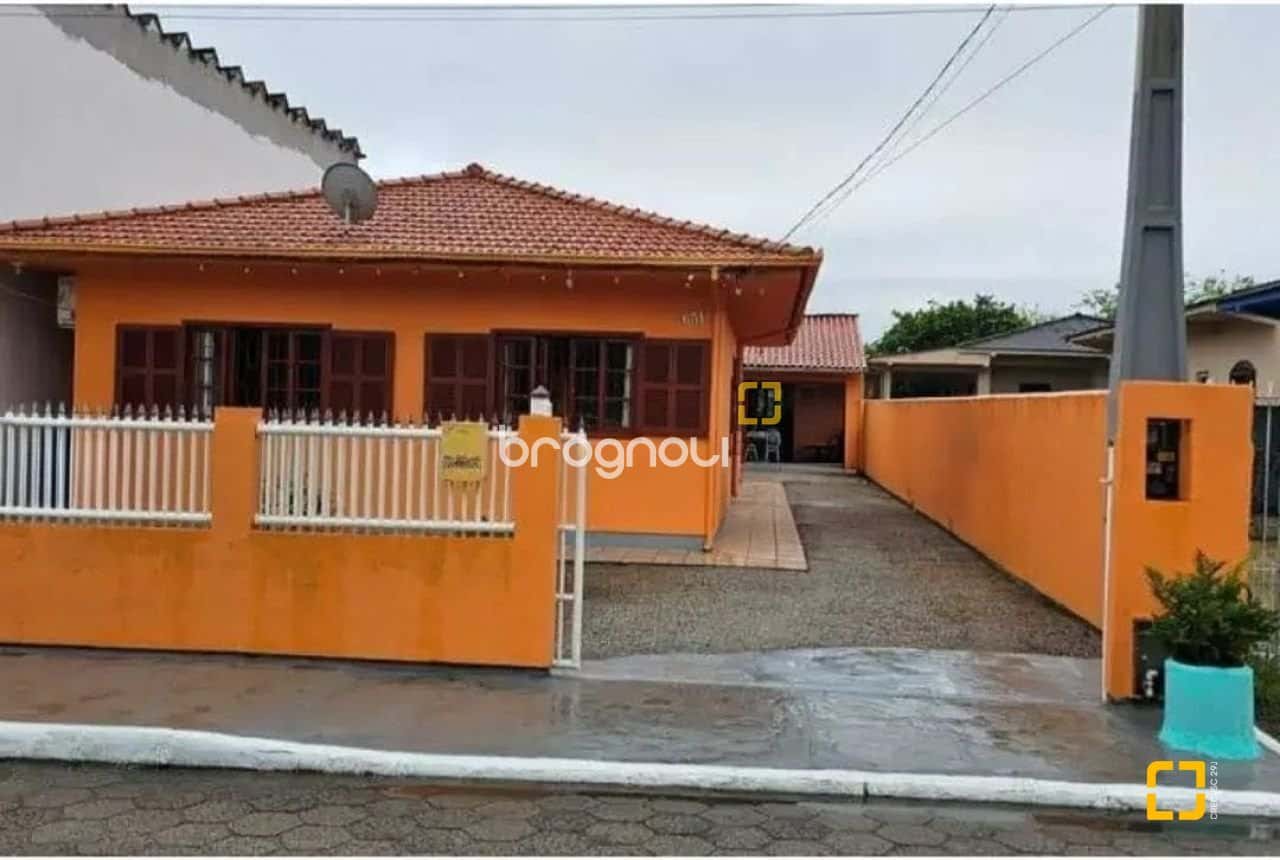 Brognoli Vende - Casa 3 dormitórios e pátio grande! — foto principal
