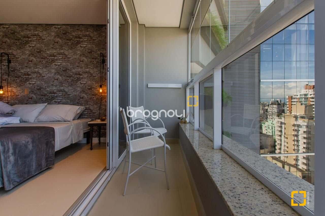 Studio de alto padrão a venda pronto para morar ou investir no centro de Florianópolis-SC — foto principal