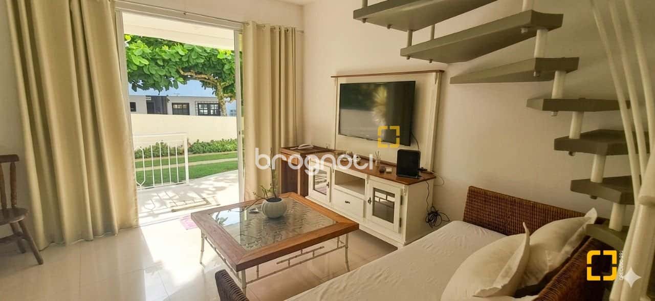 Brognoli Vende - Casa em condominio com 2 suítes em Canasvieiras a 150 metros da Praia — foto principal