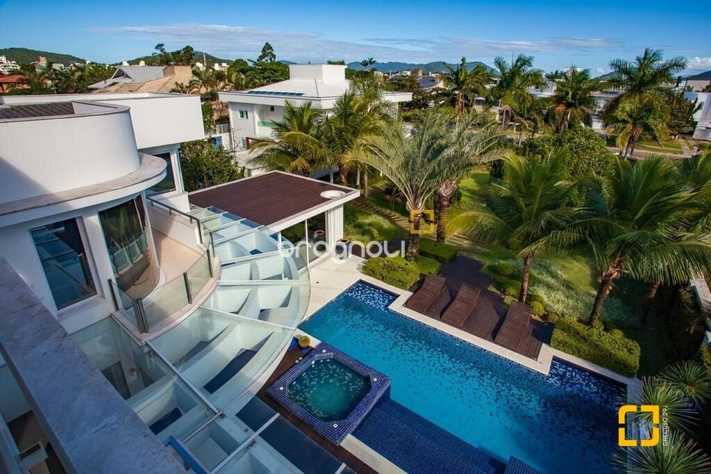 Casa à venda em Jurerê Internacional, Florianópolis/SC — foto principal