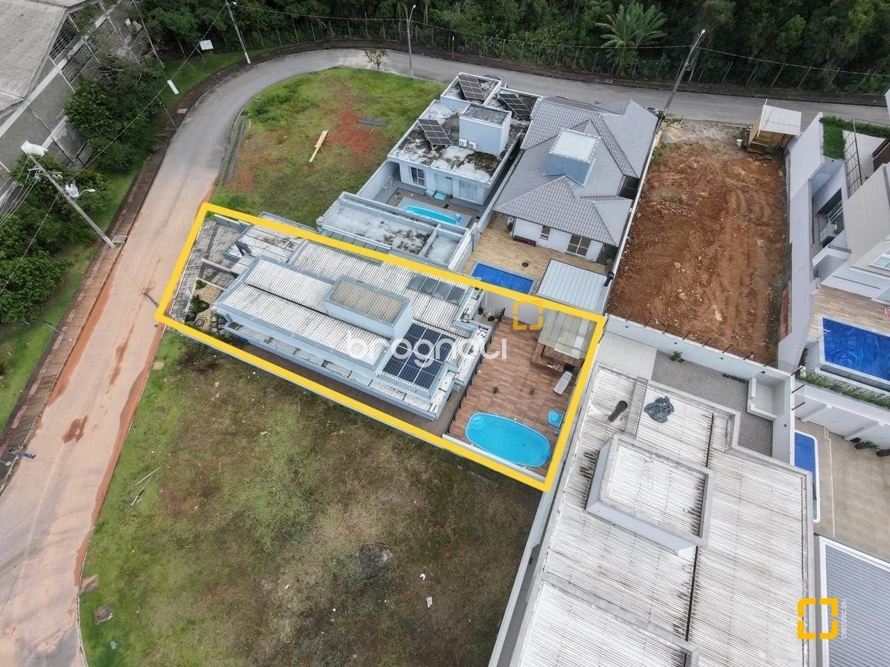 Casa em Condomínio à venda em Sertão do Maruim, São José/SC — foto principal