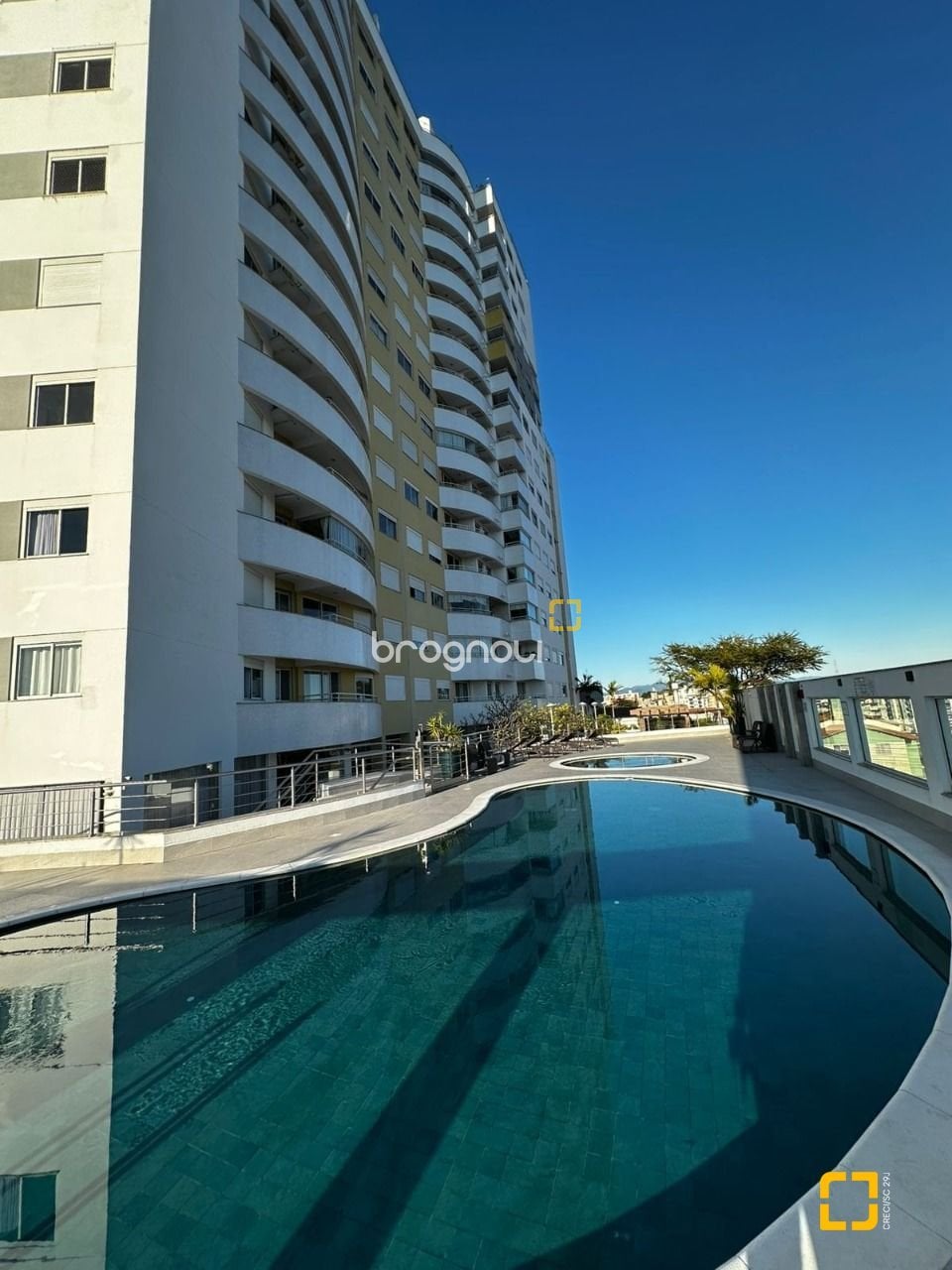 Apartamento à venda em Capoeiras, Florianópolis/SC — foto principal