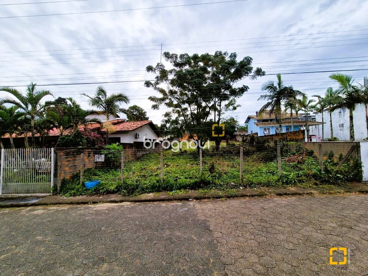 Terreno à venda em Campeche, Florianópolis/SC — foto principal