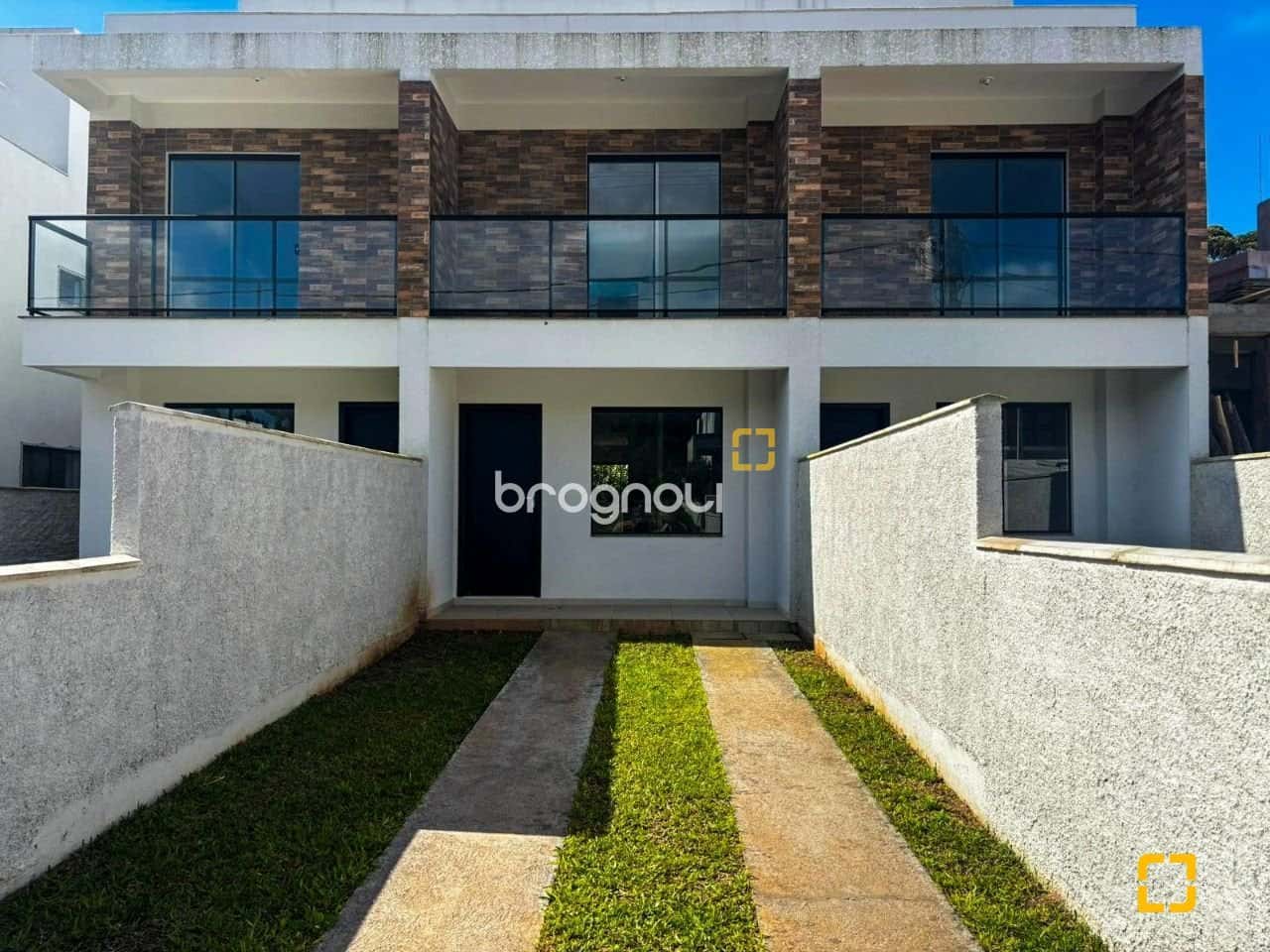 Sobrado com 103m², 2 Suítes, no Rio Vermelho em Florianópolis — foto principal