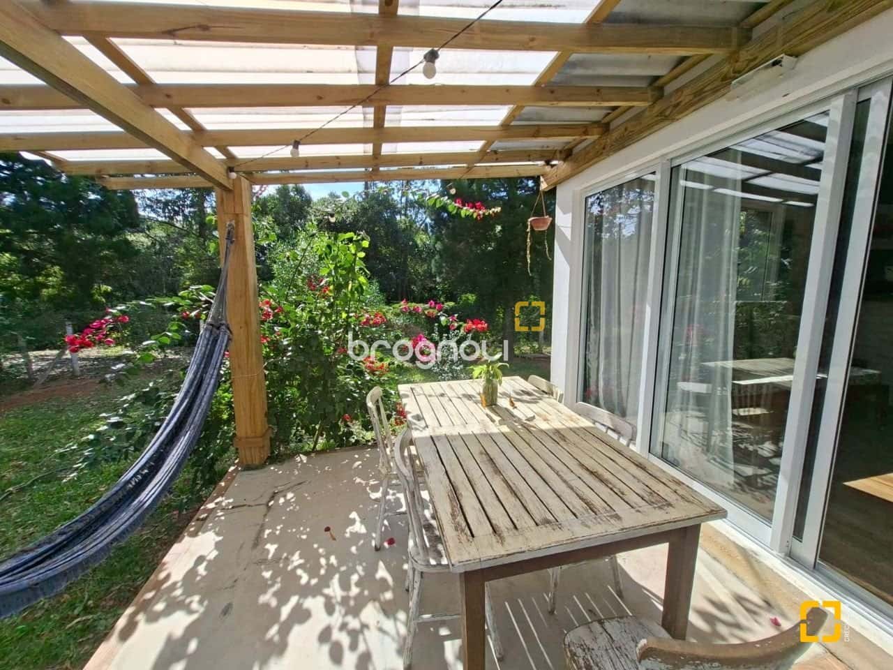 Casa entre a Lagoinha do norte e Ponta das Canas — foto principal