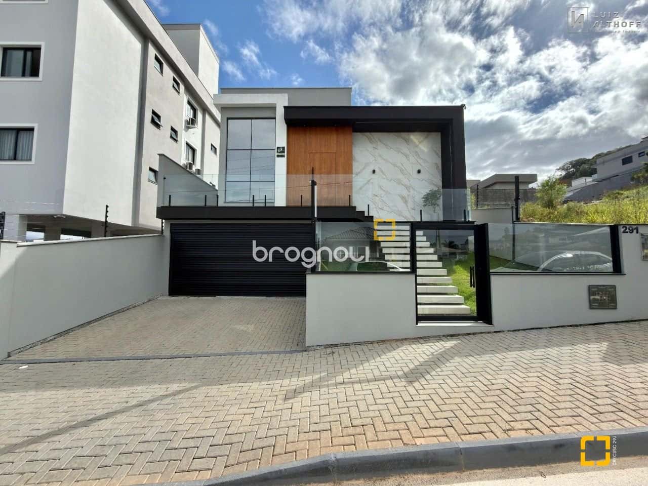 Casa à venda com 3 dormitórios, suíte, 2 vagas de garagem - bairro São Sebastião - Palhoça — foto principal