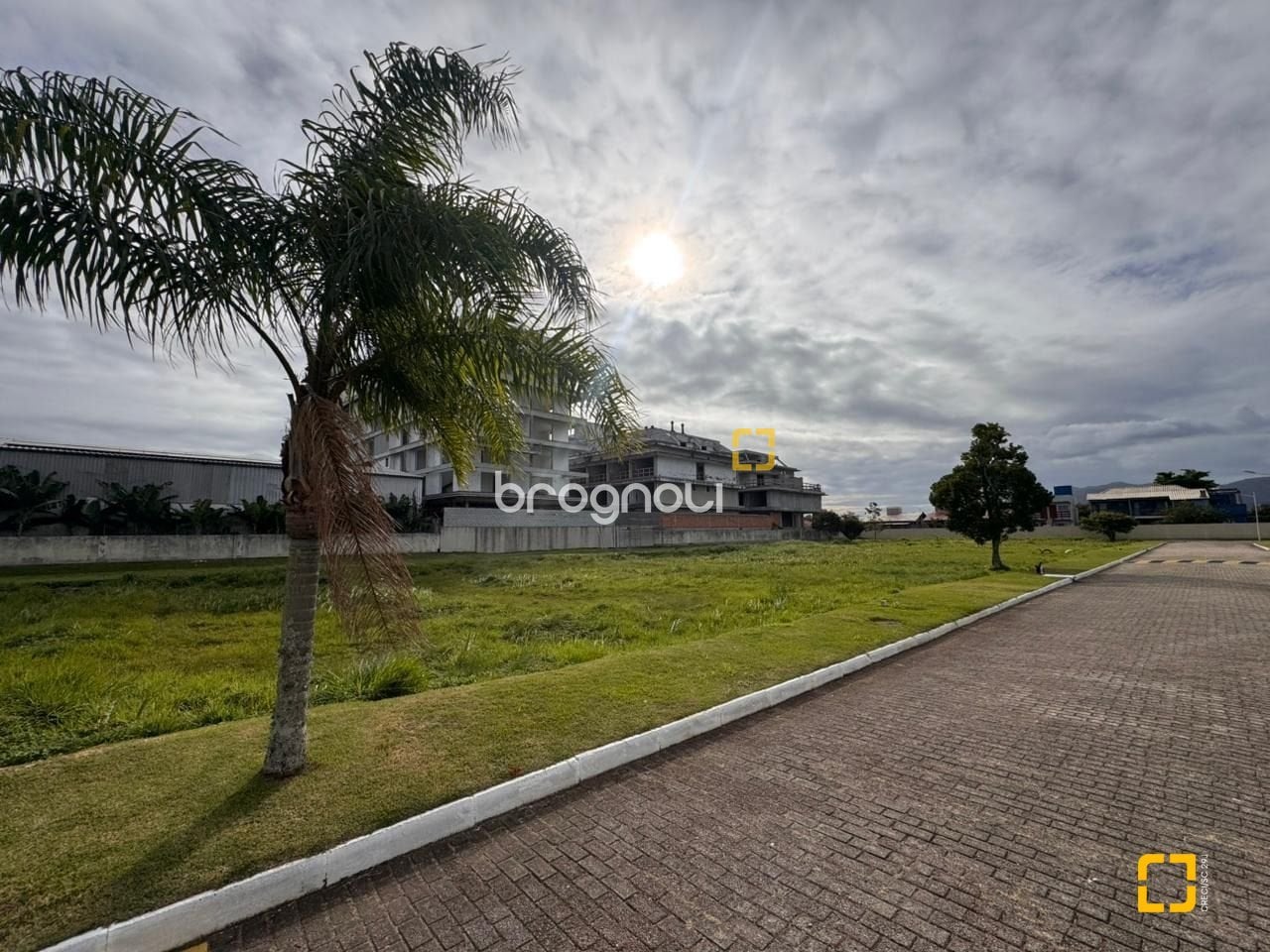 Terreno à venda em Campeche, Florianópolis/SC — foto principal