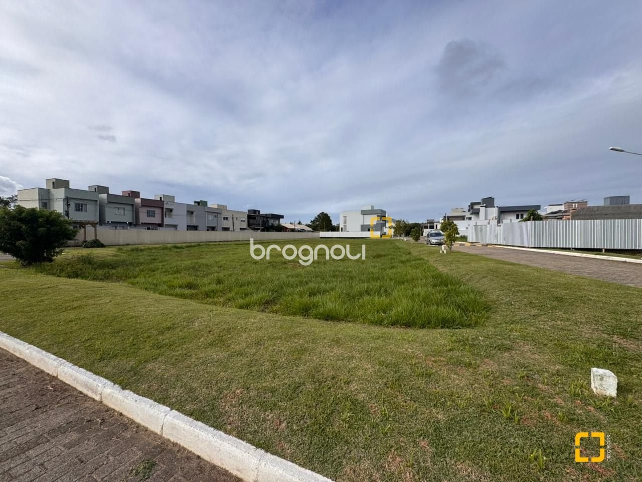 Terreno à venda em Campeche, Florianópolis/SC — foto principal