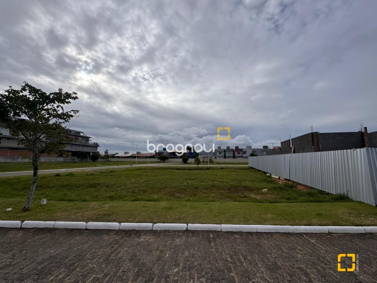 Terreno à venda em Campeche, Florianópolis/SC — foto principal