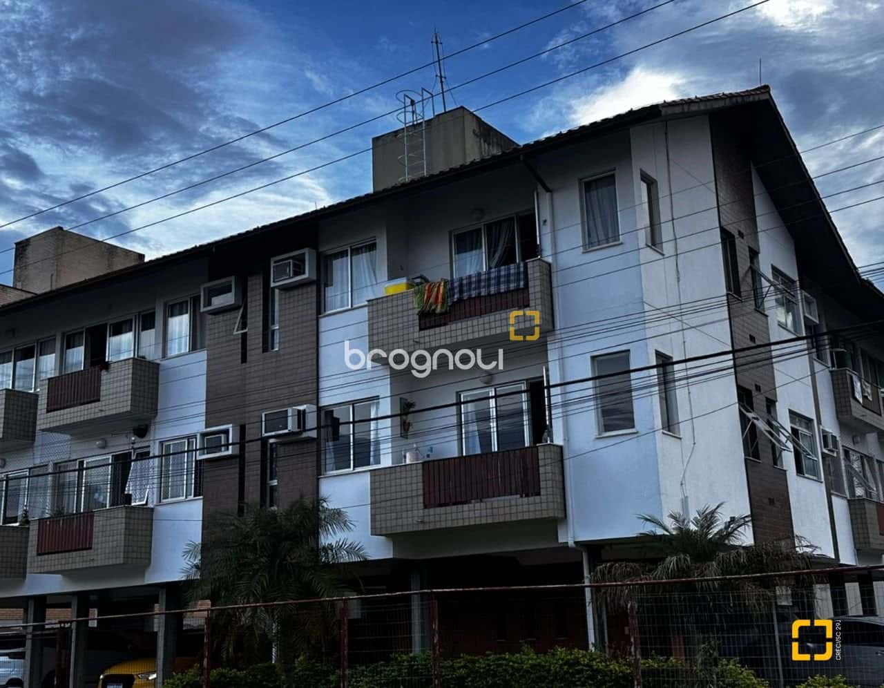 Apartamento de um quarto à venda na Praia de Canasvieiras — foto principal
