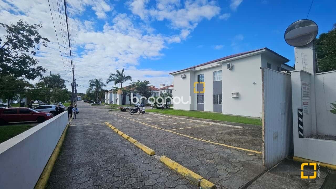 Apartamento de 2 quartos à venda em Canasvieiras — foto principal