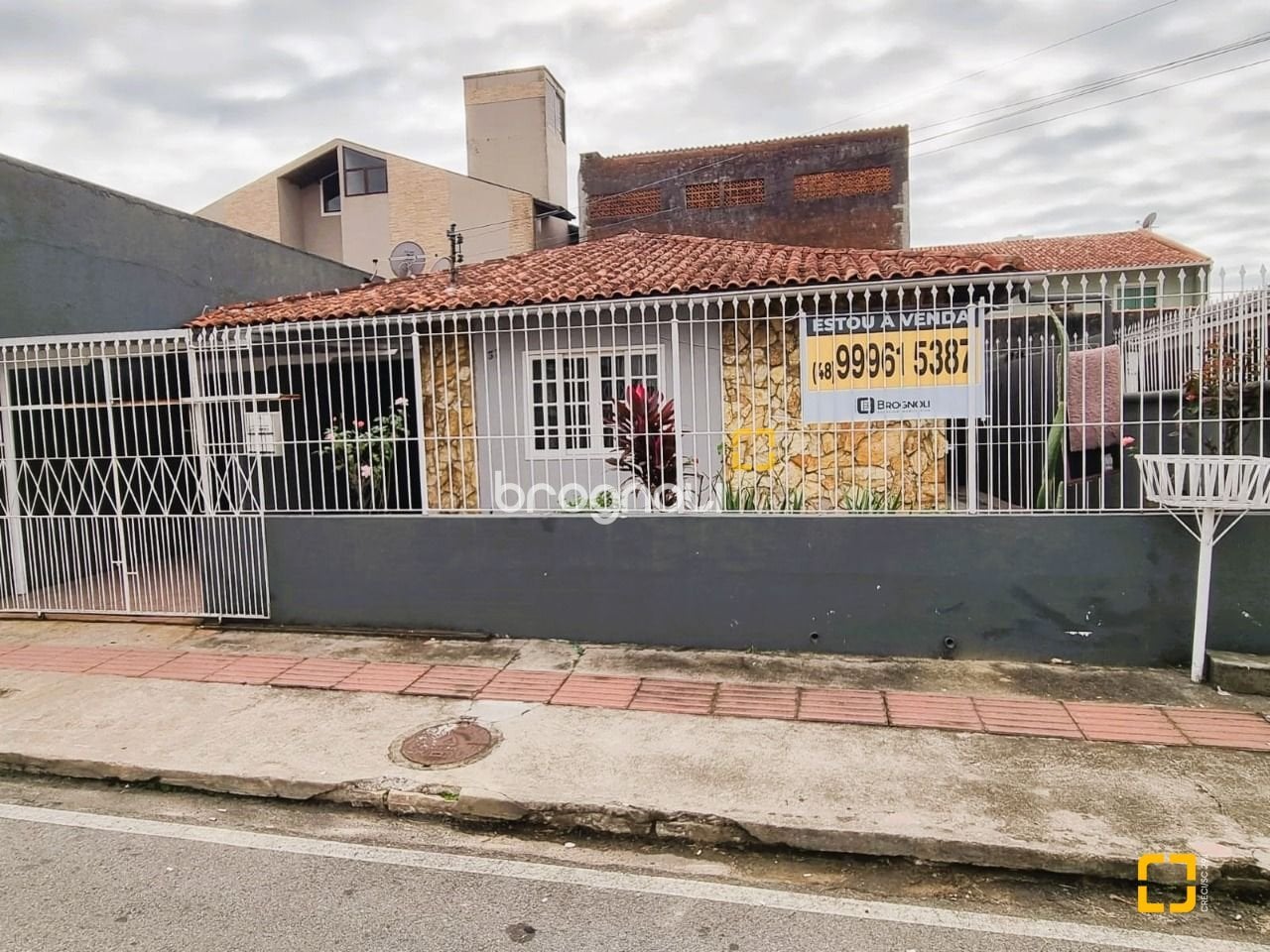 Casa à venda em Bela Vista, São José/SC — foto principal