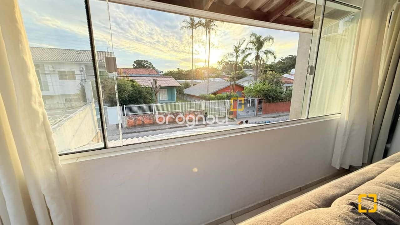 Sobrado Residencial - Ingleses do Rio Vermelho, Florianópolis — foto principal