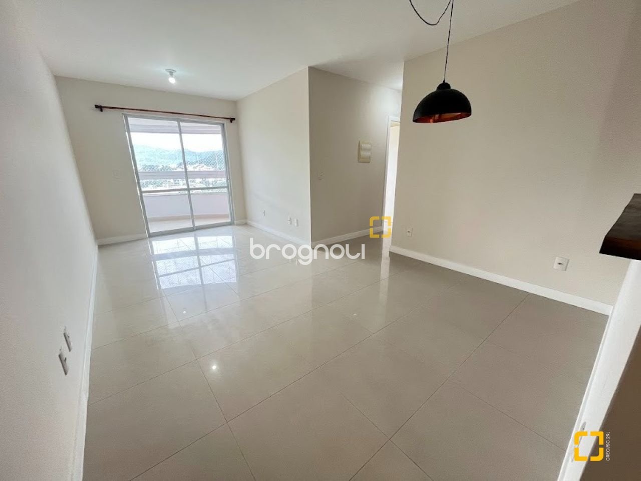 Apartamento à venda em Pantanal, Florianópolis/SC — foto principal