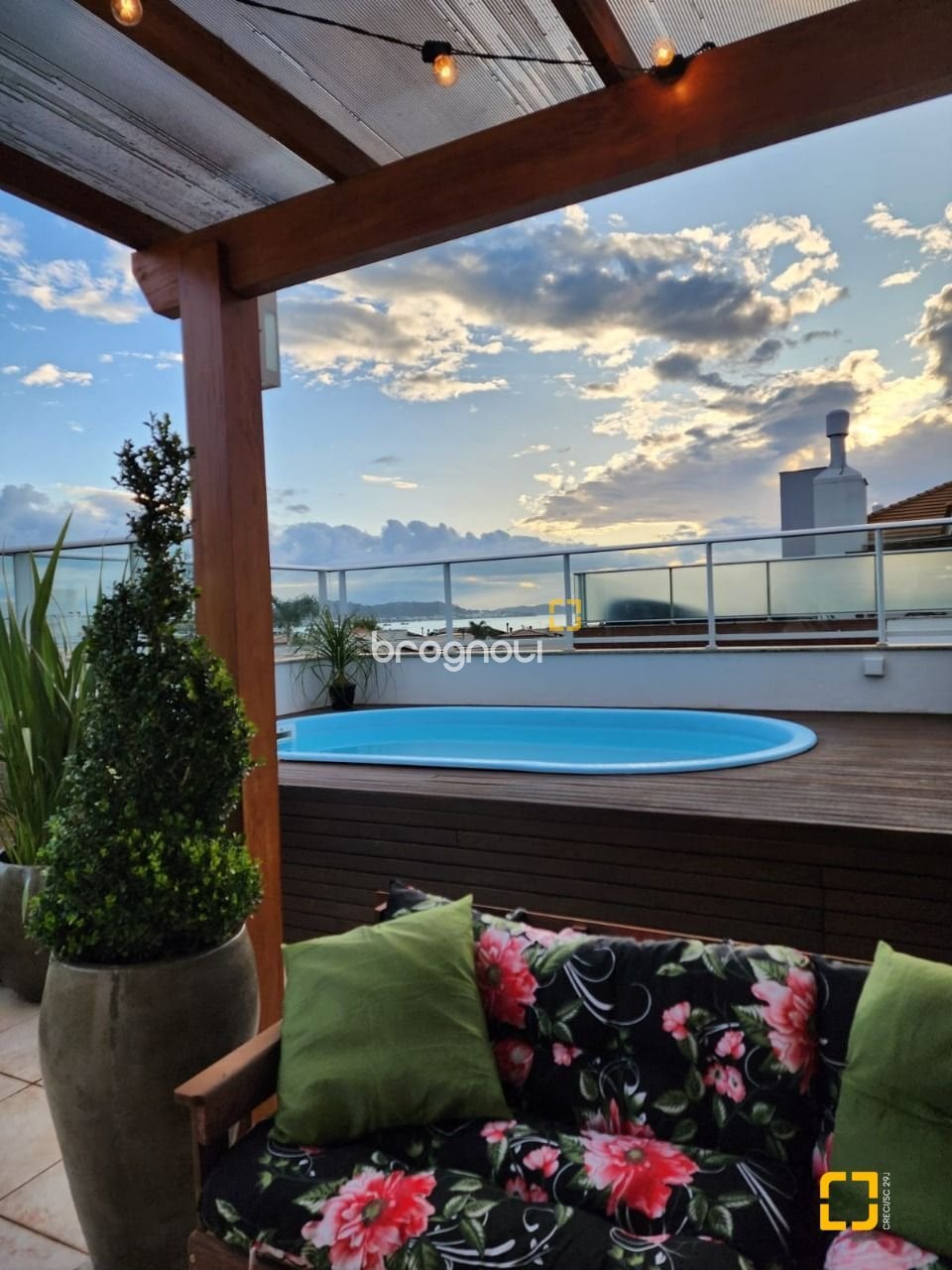 Apartamento à venda em Cachoeira do Bom Jesus, Florianópolis/SC — foto principal