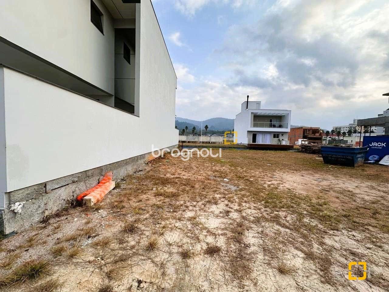 Terreno em Condomínio Fechado à Venda Blue Condomínio Clube Deltaville Biguaçu — foto principal