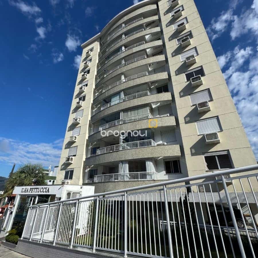 Apartamento a venda de 2 dormitórios no bairro Itacorubi - Florianópolis/SC — foto principal